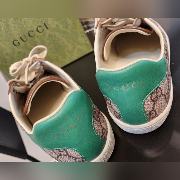 Authentic Gucci unsex shoes - Picture 3 of 10